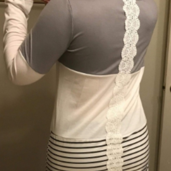 NWT Womens Back Lace Long Sleeve Blouse - Picture 5 of 5